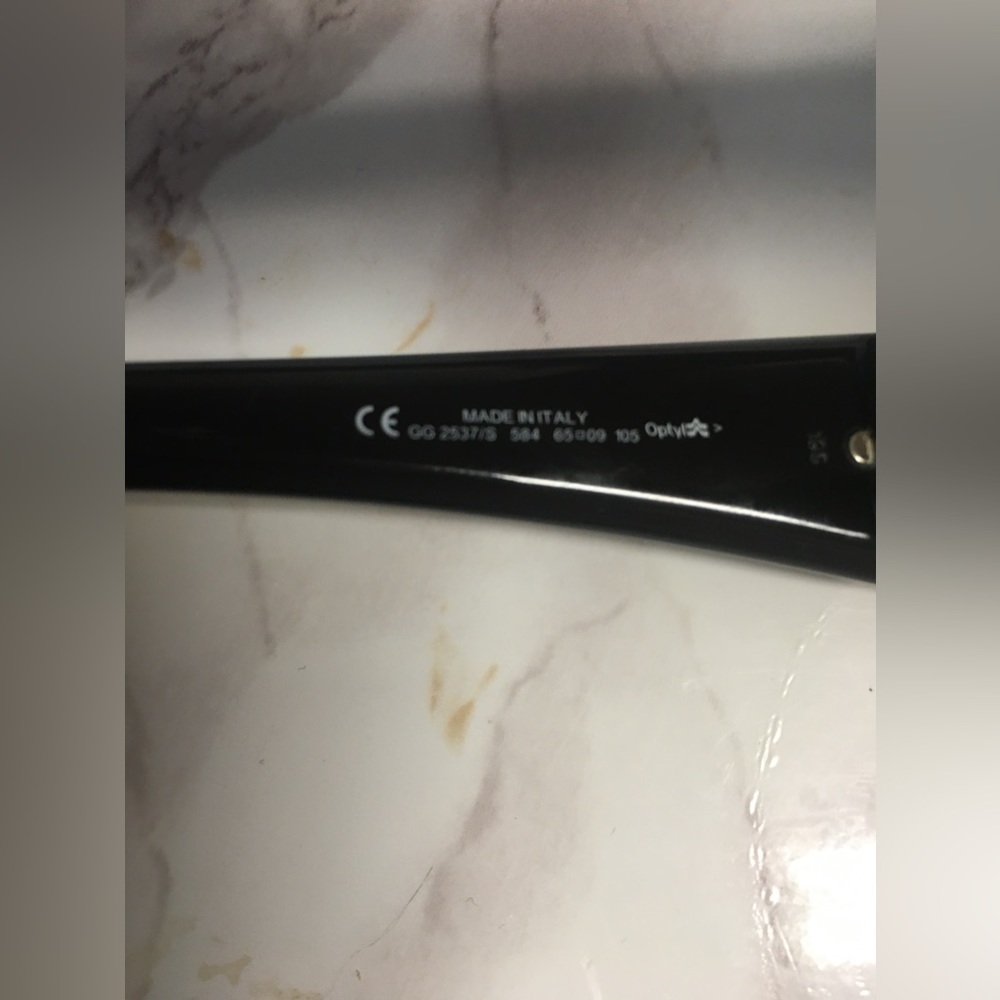 Black Unisex Authentic Gucci Sunglasses